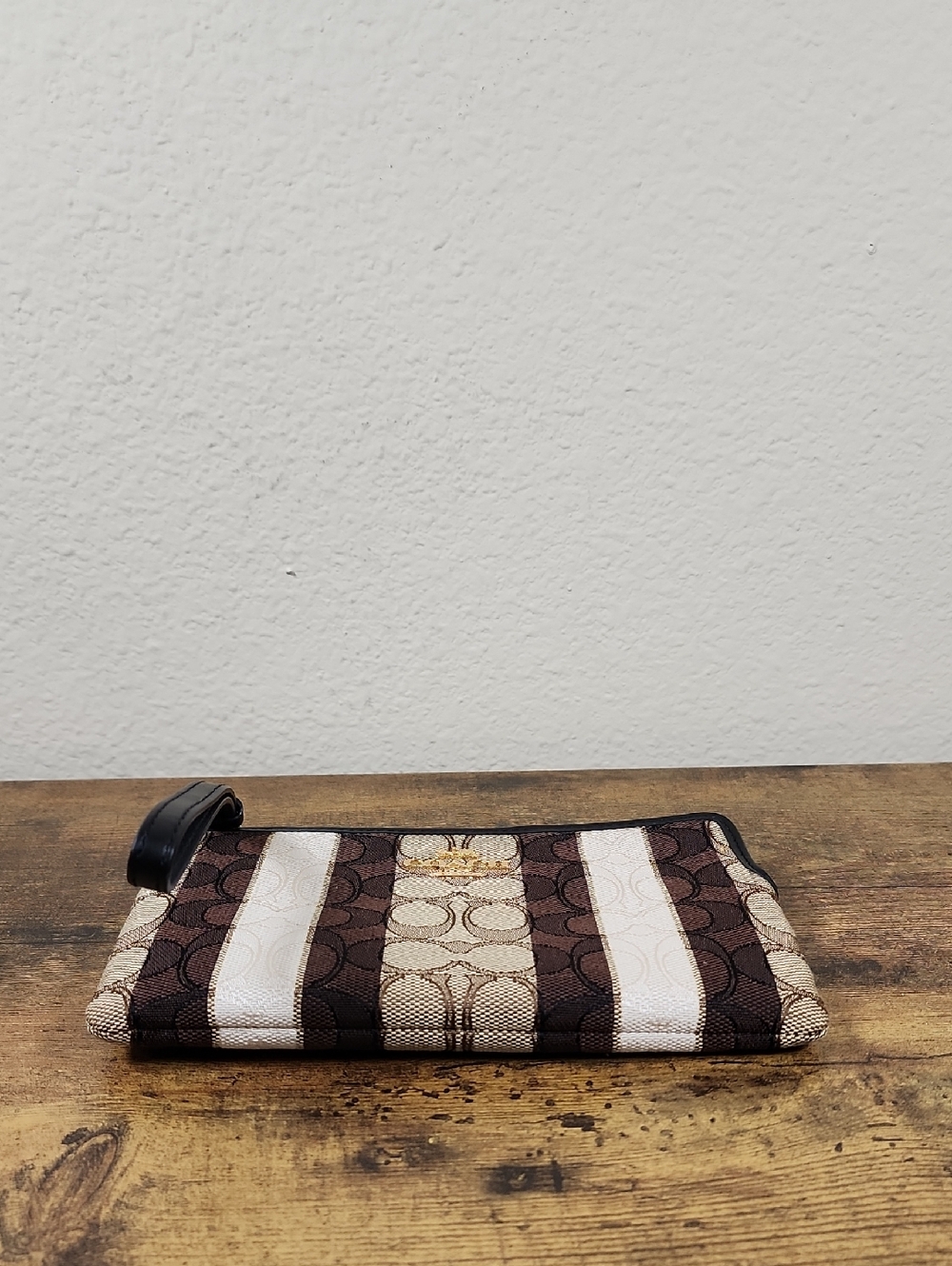 Coach Large Corner Zip Wristlet In Signature Jacquard With Stripes - Picture 7 of 14